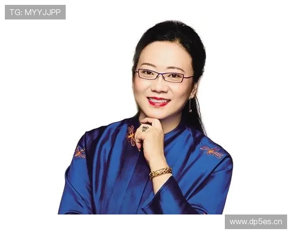 夏华以创新精神引领时尚产业转型谱写中国女企业家奋进新篇章