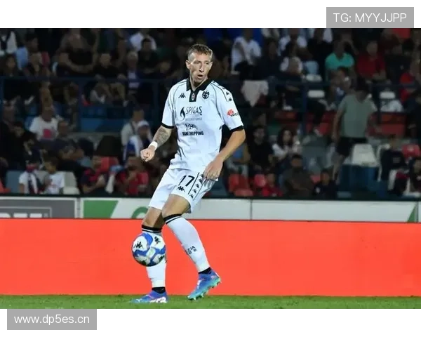 国米持续关注朗斯门将里塞